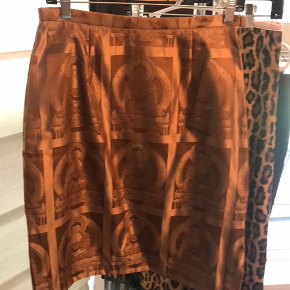 Vivienne Tam Dresses & Skirts - Silky gold Buddha print skirt. Vivienne Tam Dresses & Skirts - Silky gold Buddha print skirt.